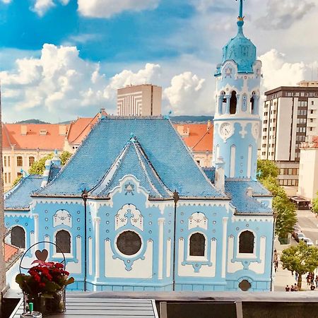 Blue Church Views - Central, Quiet, Bright - 4Th Floor Corner Apartment 125M2 براتسيلافا المظهر الخارجي الصورة