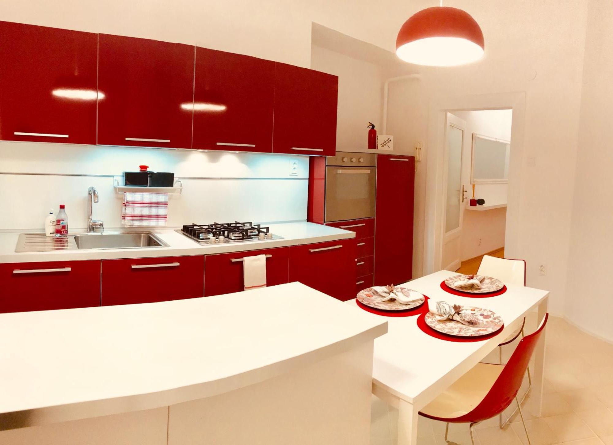 Blue Church Views - Central, Quiet, Bright - 4Th Floor Corner Apartment 125M2 براتسيلافا المظهر الخارجي الصورة